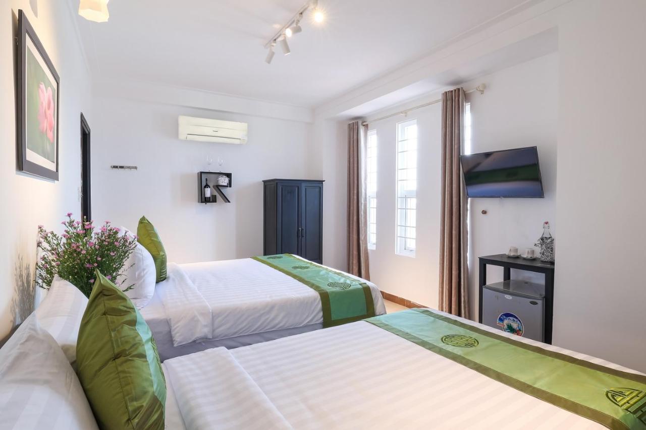 Charming Riverside Hotel Huế Kültér fotó